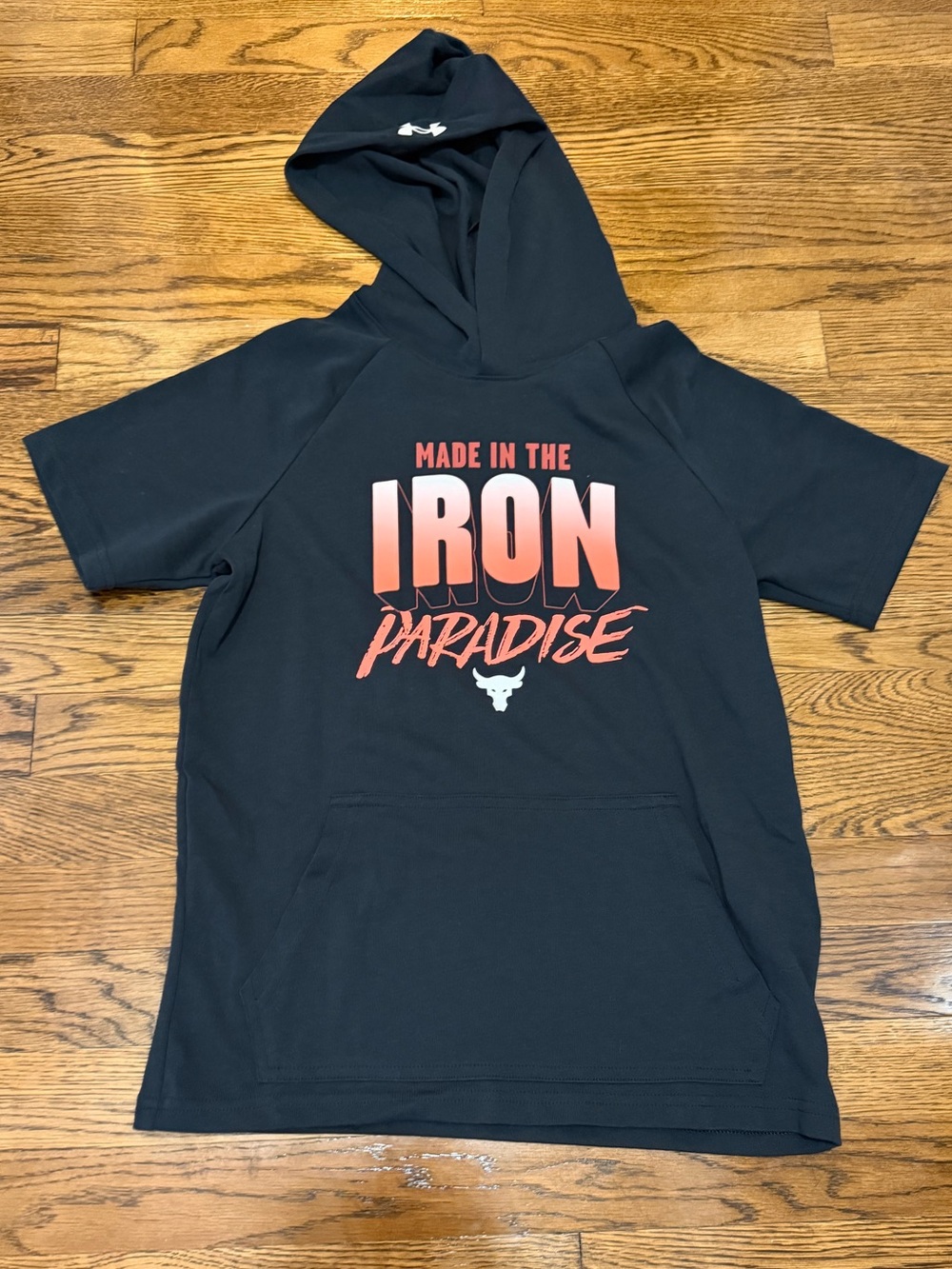 Under Armour Iron Paradise Youth Large Navy Hooded T-shirt.